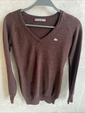 • Sweater Lacoste (38)